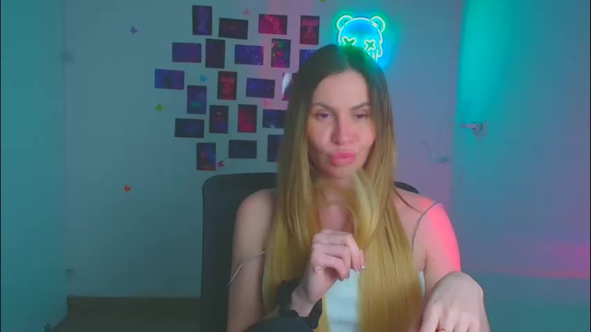 regina_na Adult Chat April 21, 2026