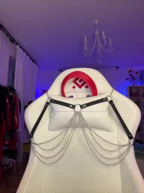 _AnnaMaria_ Adult Chat April 21, 2026