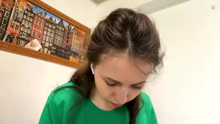 vickythammavong Adult Chat April 21, 2026