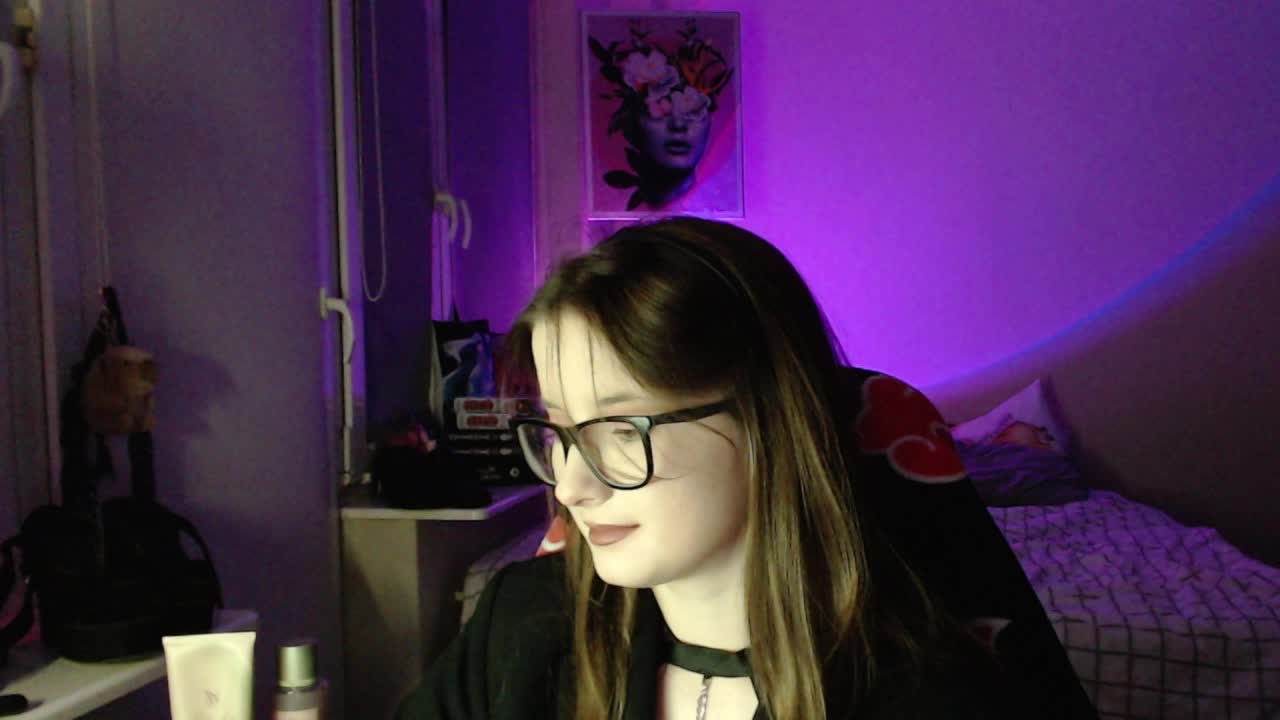 Cherry-Luna Adult Chat April 21, 2026