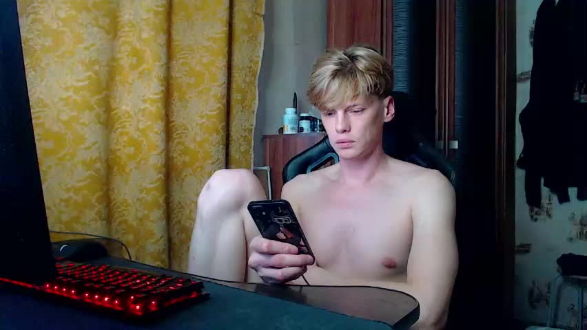 shyredstar Adult Chat April 21, 2026