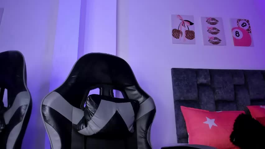 kittystar18 Adult Chat April 21, 2026
