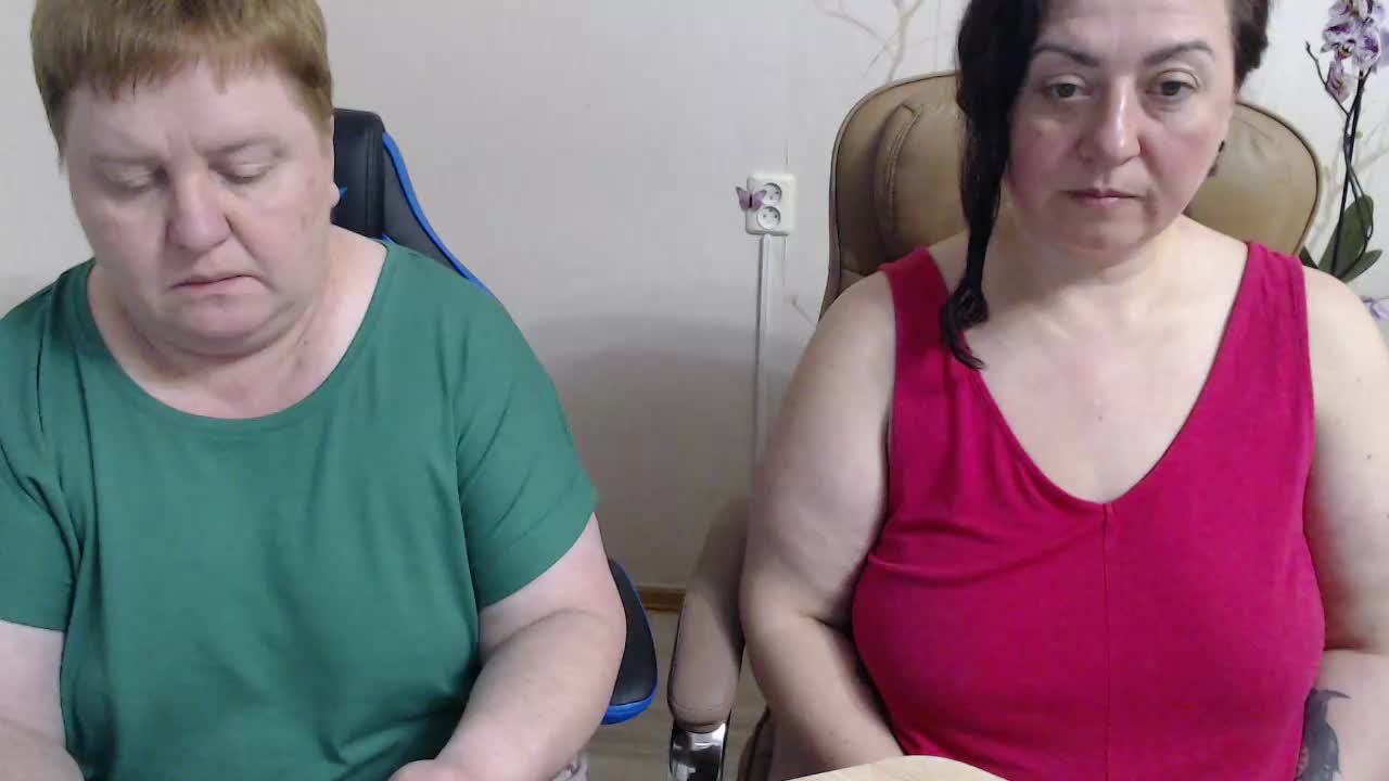 XMollyJaneEX Adult Chat April 21, 2026