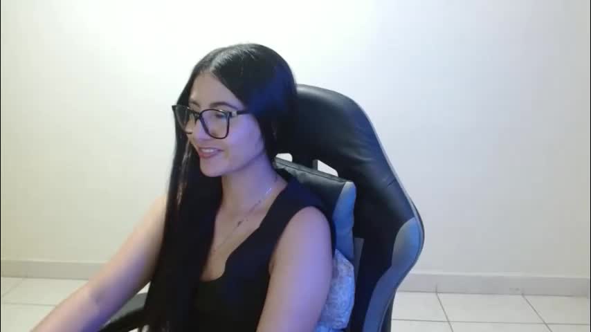 sahaliefox_ Adult Chat April 21, 2026