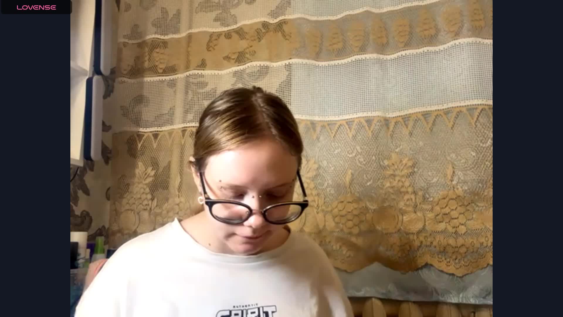 LaelVeller Adult Chat April 21, 2026