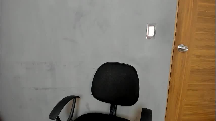 karina_aurora Adult Chat April 21, 2026
