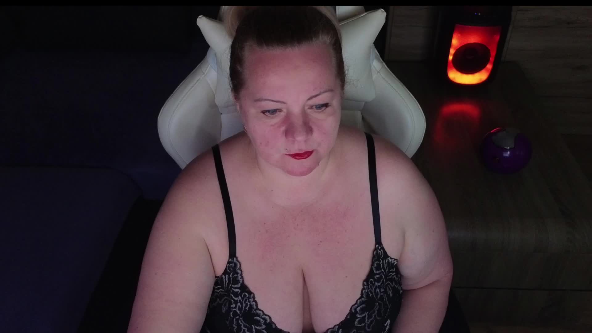 Molligspielle Adult Chat April 21, 2026