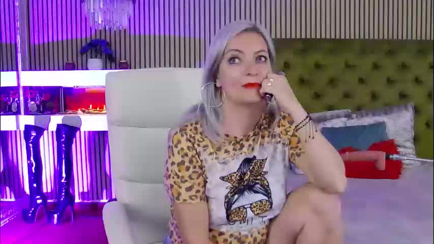 ladytouch Adult Chat April 21, 2026