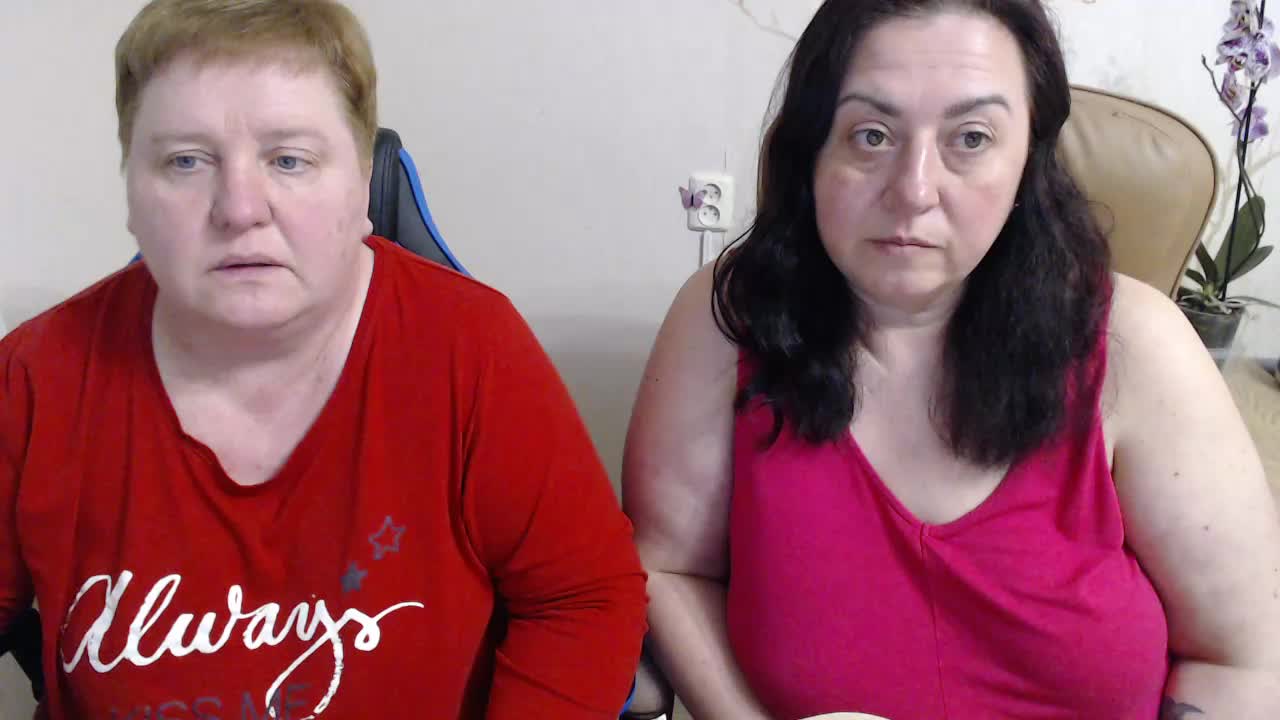 XMollyJaneEX Adult Chat April 21, 2026