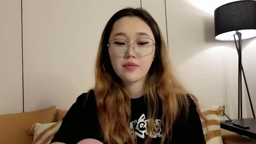 jennatyan Adult Chat April 21, 2026