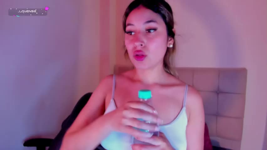 violet_blaze Adult Chat April 21, 2026