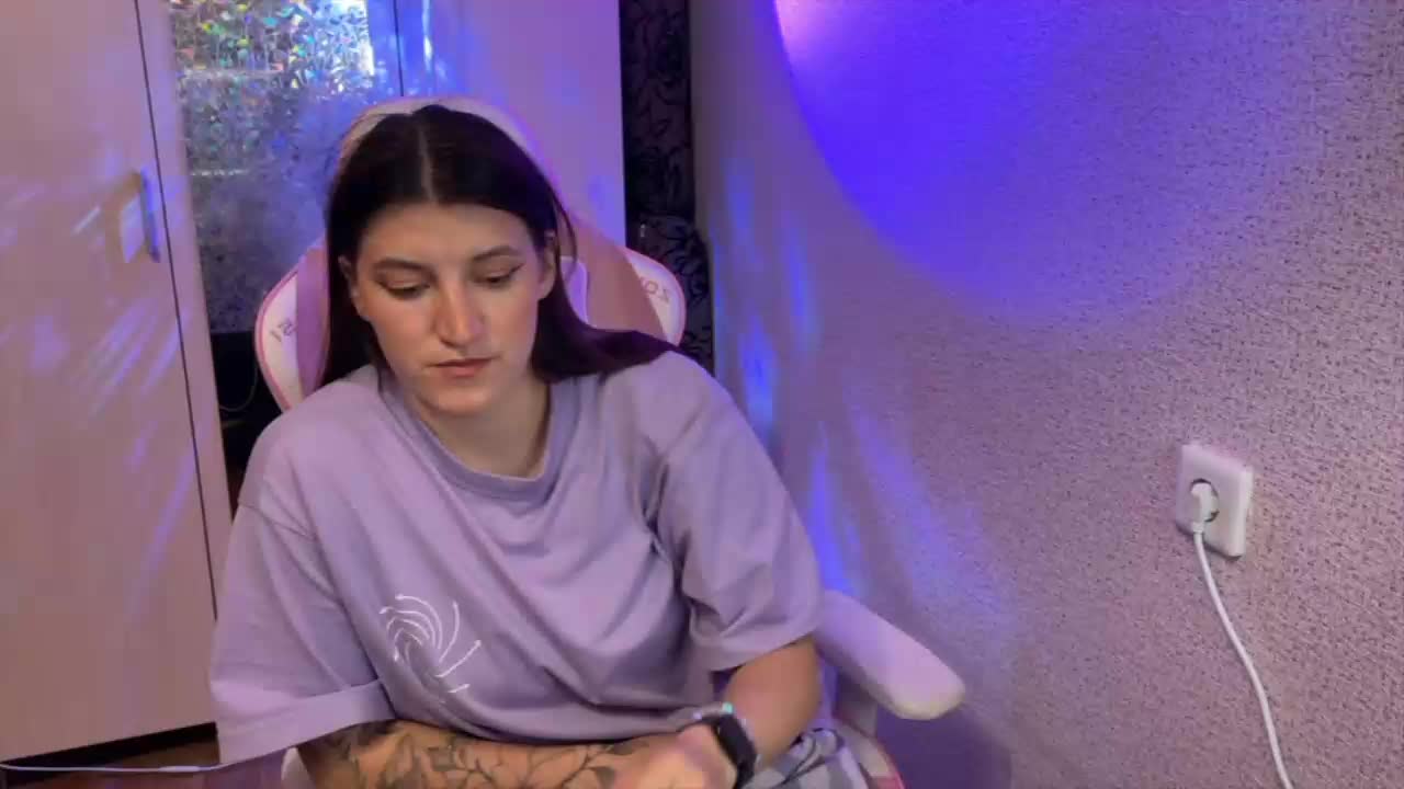 Katrinmiss Adult Chat April 21, 2026