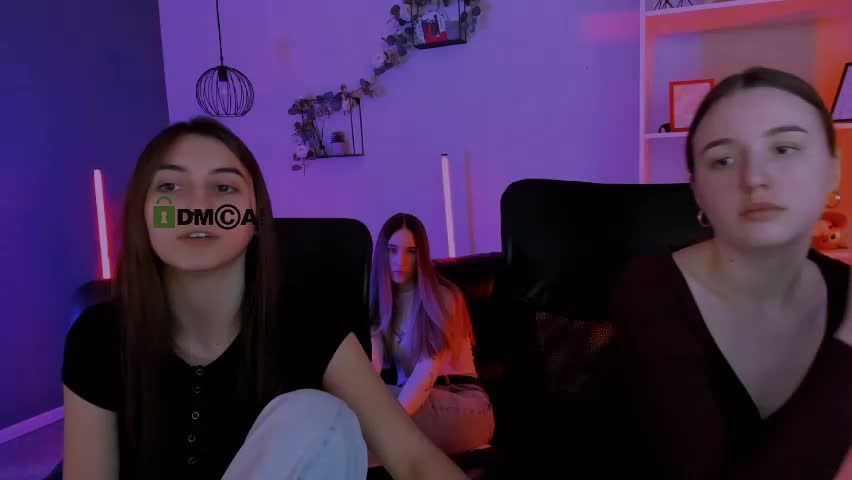 _mila_fire Adult Chat April 21, 2026