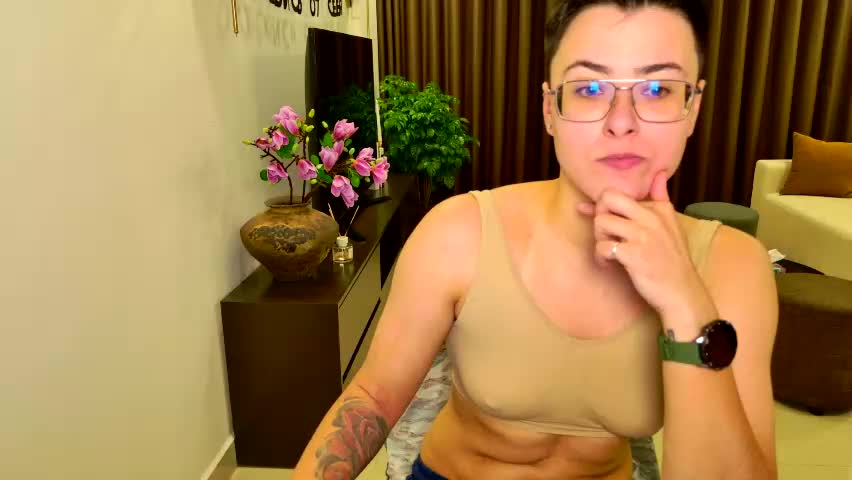 chloe_x_ Adult Chat April 21, 2026