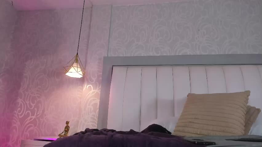 luxylux_ Adult Chat April 21, 2026