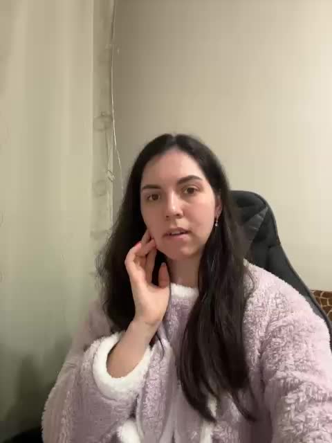 Vika19981 Adult Chat April 21, 2026