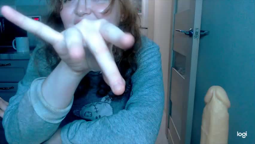 kira_foxy_ Adult Chat April 21, 2026