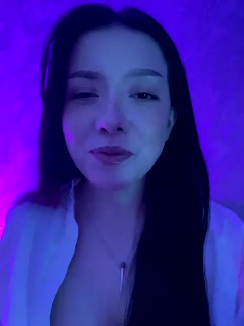 ElliLin Adult Chat April 21, 2026