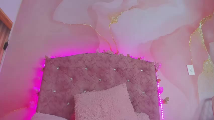 mila_grace_ Adult Chat April 21, 2026