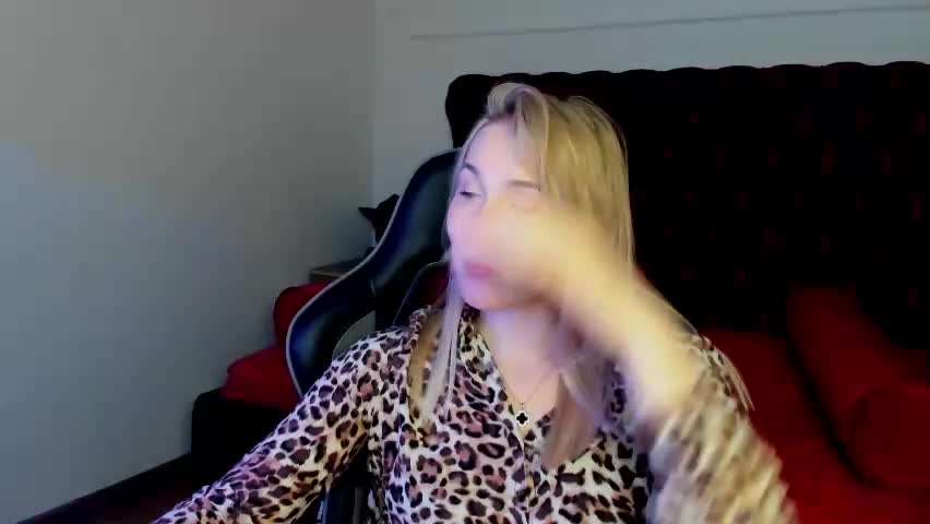 elaravoltage Adult Chat April 21, 2026