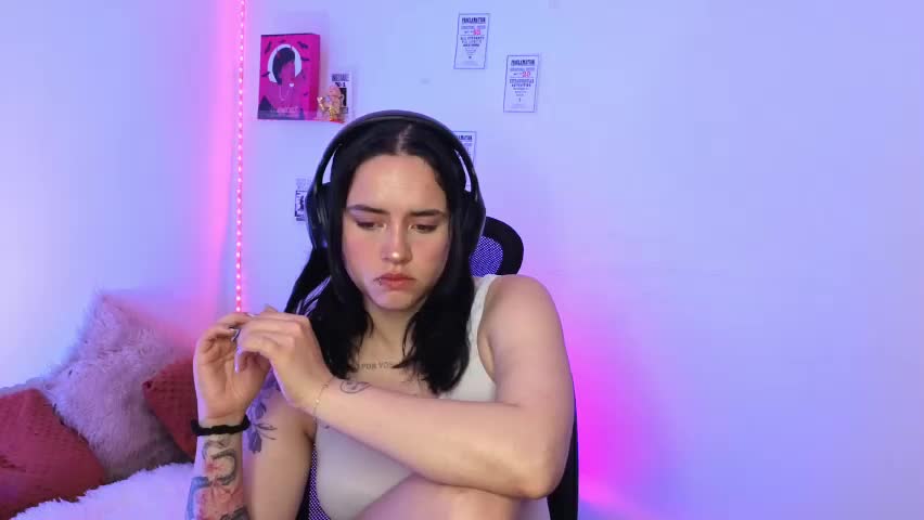 emily_lindey_ Adult Chat April 21, 2026