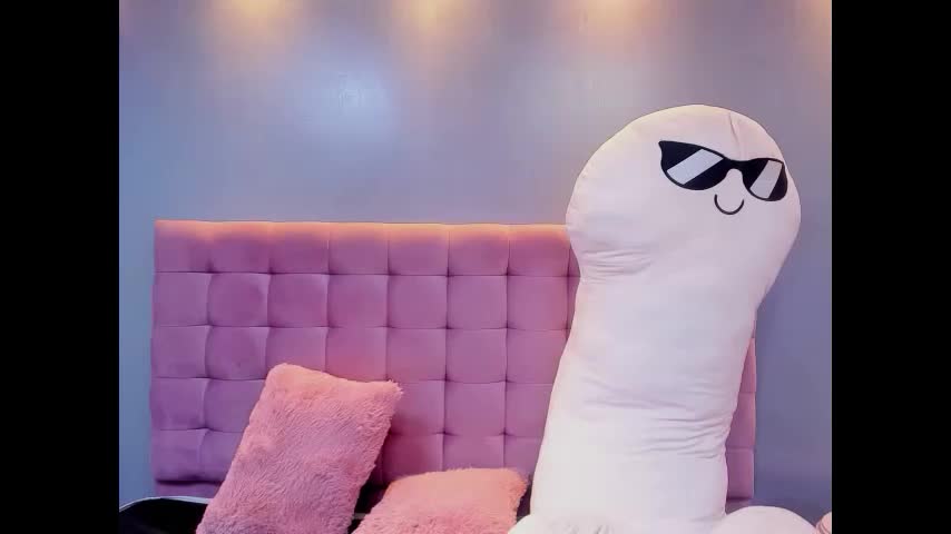 elasumer Adult Chat April 21, 2026