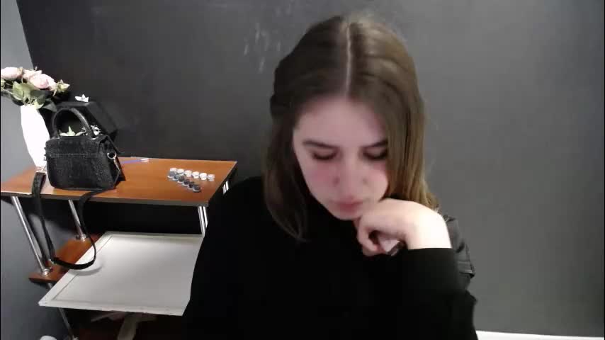 moon_sirennn Adult Chat April 21, 2026