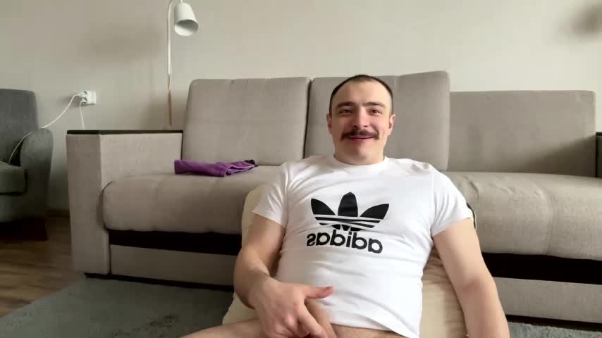 Love_plat1na Adult Chat April 22, 2026