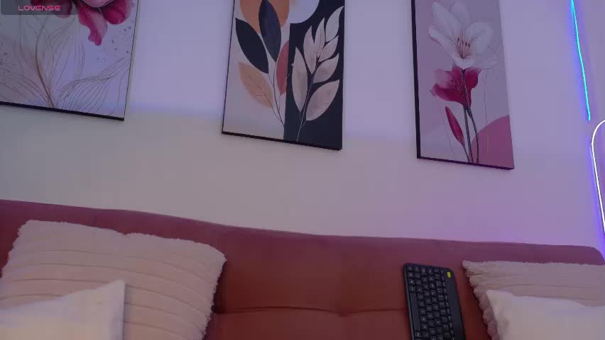 aria_nixy Adult Chat April 21, 2026