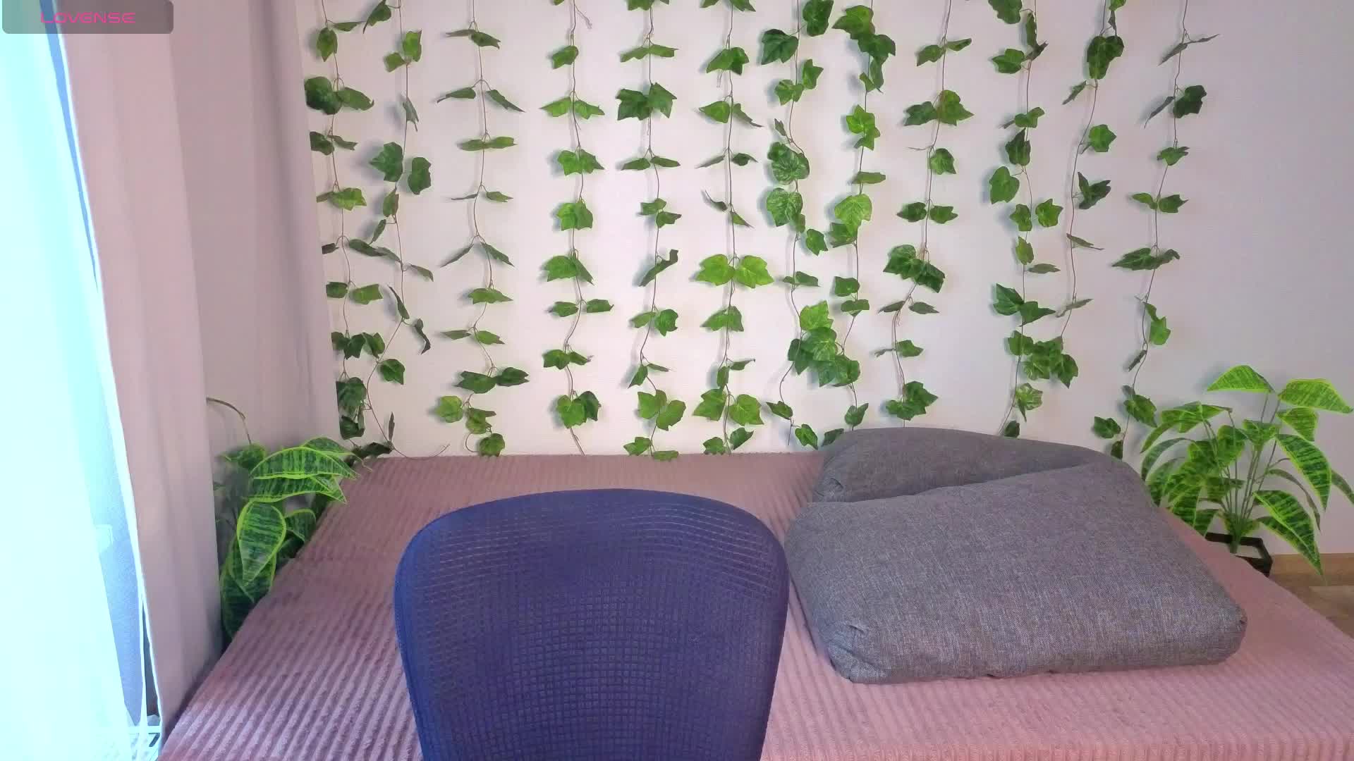 MonikaFoxys Adult Chat April 22, 2026