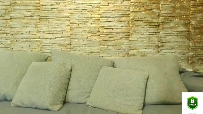 sarah_miaaa Adult Chat April 22, 2026