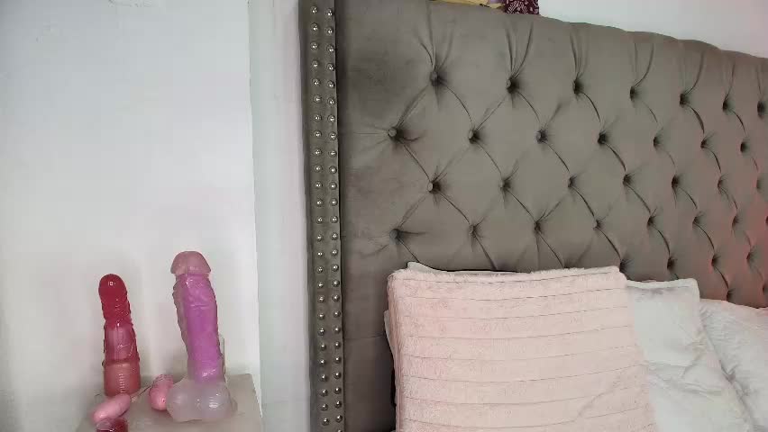 miia_paris Adult Chat April 21, 2026