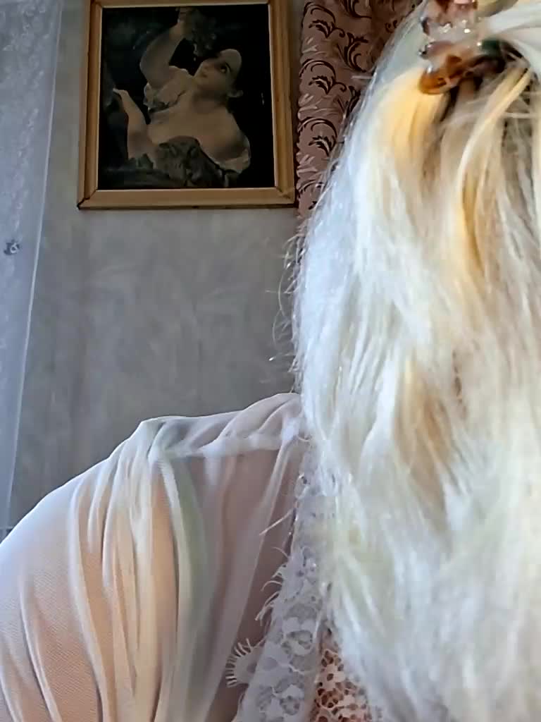 Vika211 Adult Chat April 22, 2026