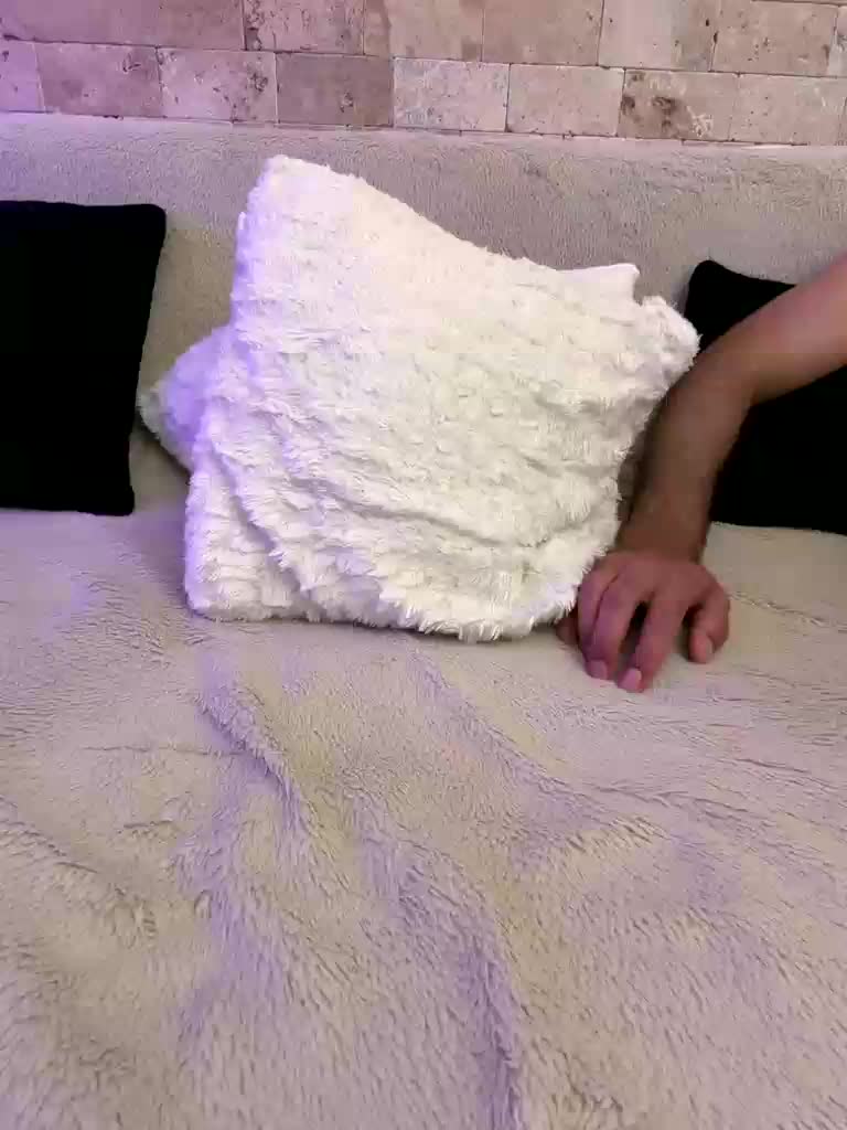 OhHoney Adult Chat April 22, 2026