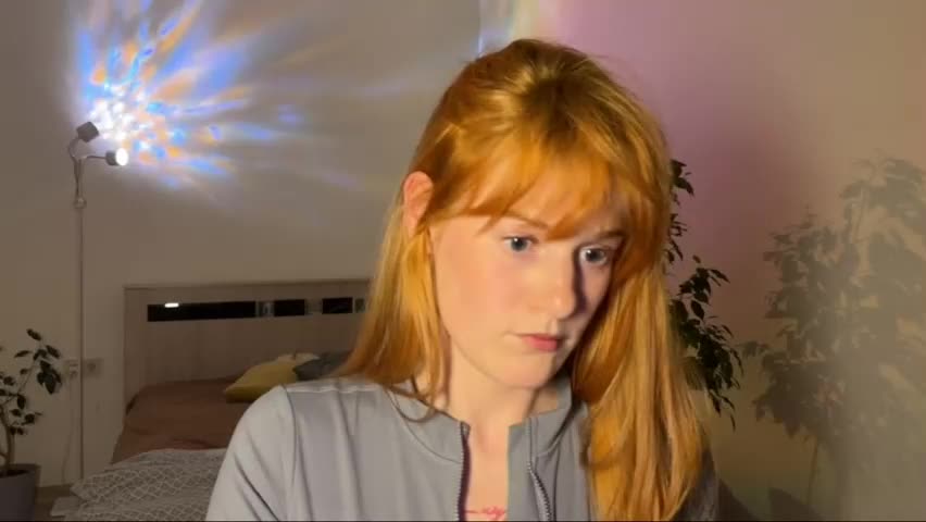 hannah_levis_ Adult Chat April 22, 2026