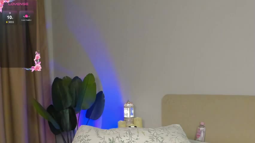 emmanuelleee Adult Chat April 22, 2026