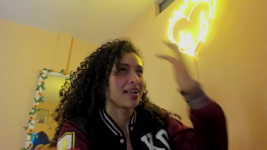 keniia_riizz Adult Chat April 22, 2026
