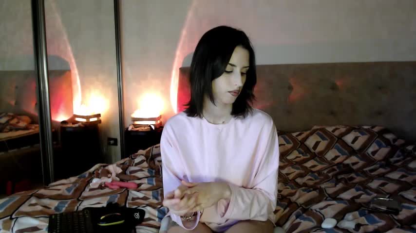 -Yummybabes- Adult Chat April 22, 2026