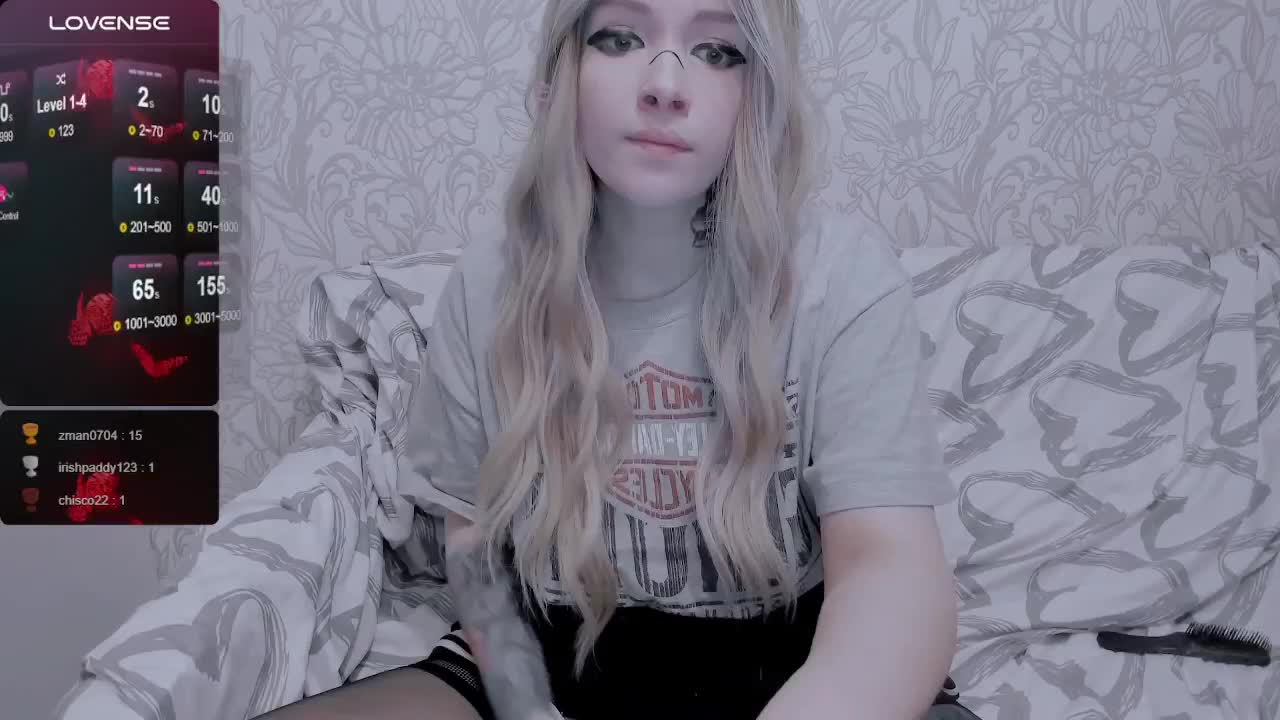 your_woman Adult Chat April 22, 2026