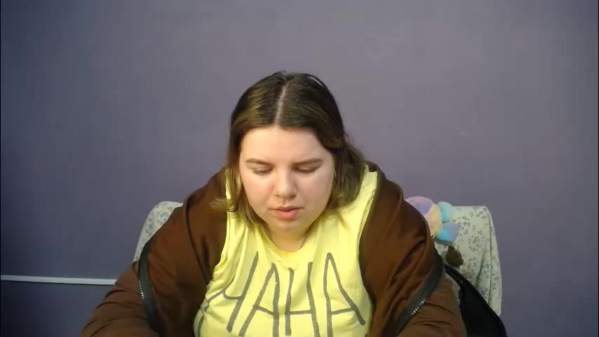 shyness_girl Adult Chat April 22, 2026