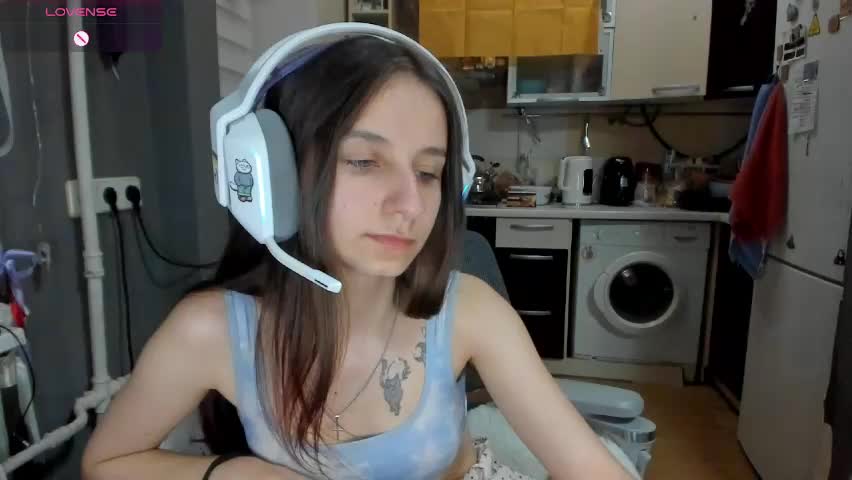 _nika_kik Adult Chat April 22, 2026