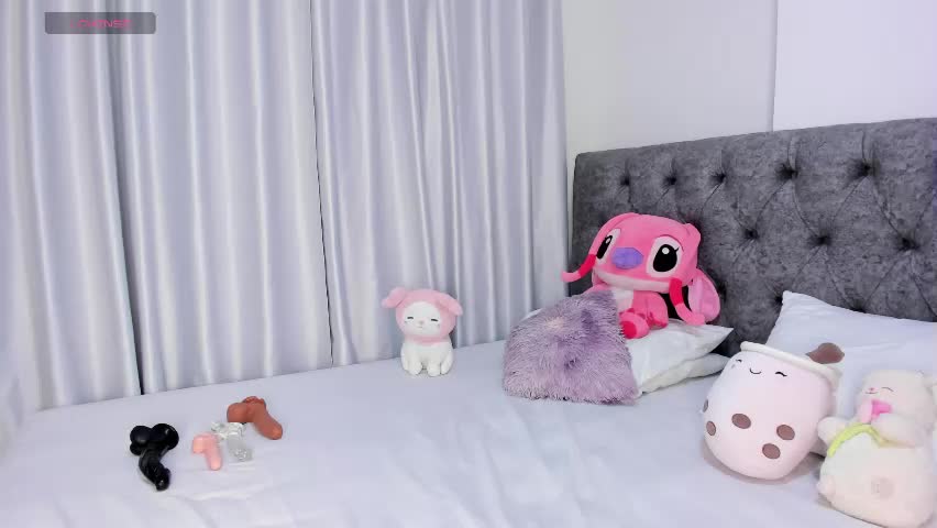 abbyfoxx_ Adult Chat April 22, 2026