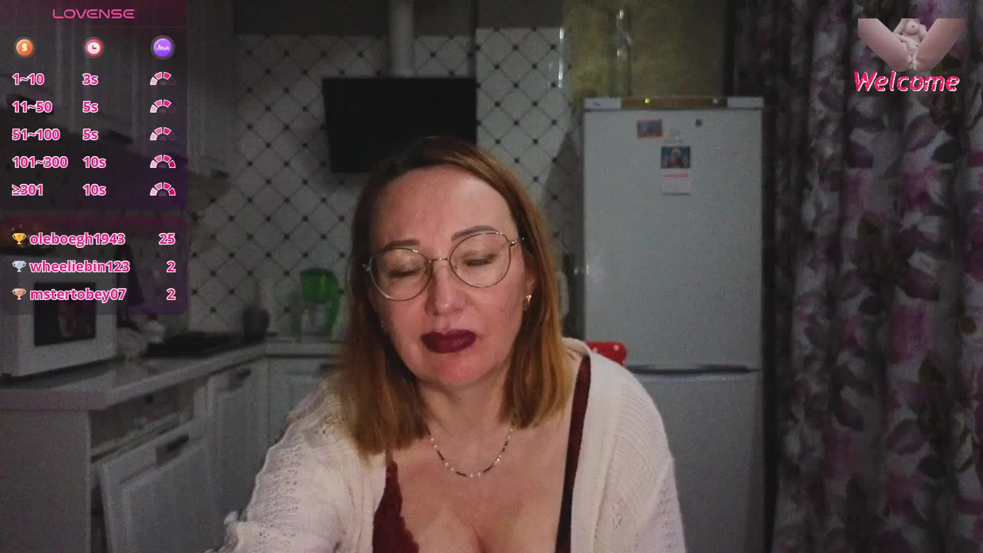 Pink-Lips Adult Chat April 22, 2026