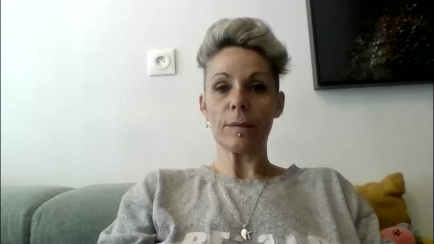 sucrette5629 Adult Chat April 22, 2026