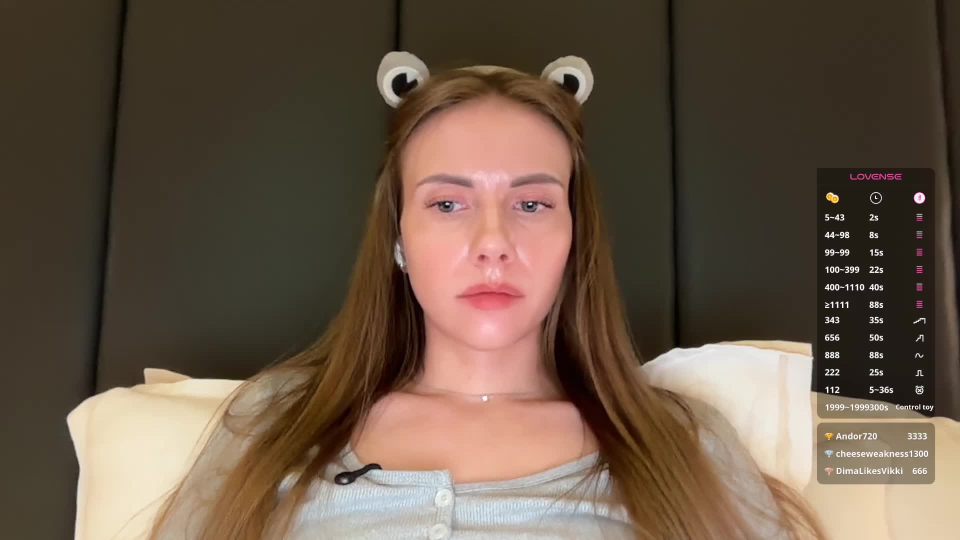 VikkiExtraCheese Adult Chat April 22, 2026