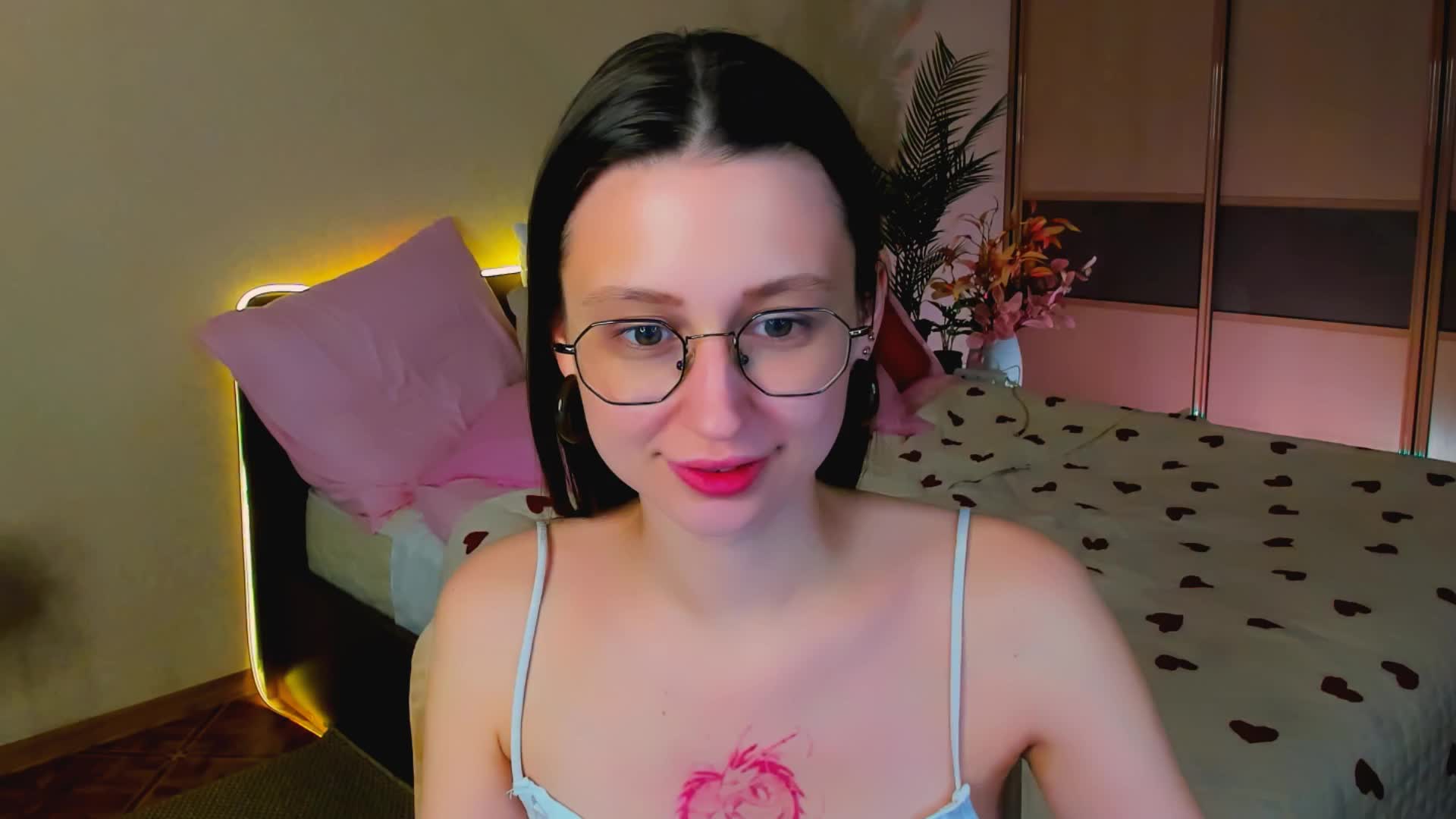 YourLovellyStory Adult Chat April 22, 2026