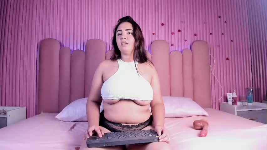 miafarrog Adult Chat April 22, 2026