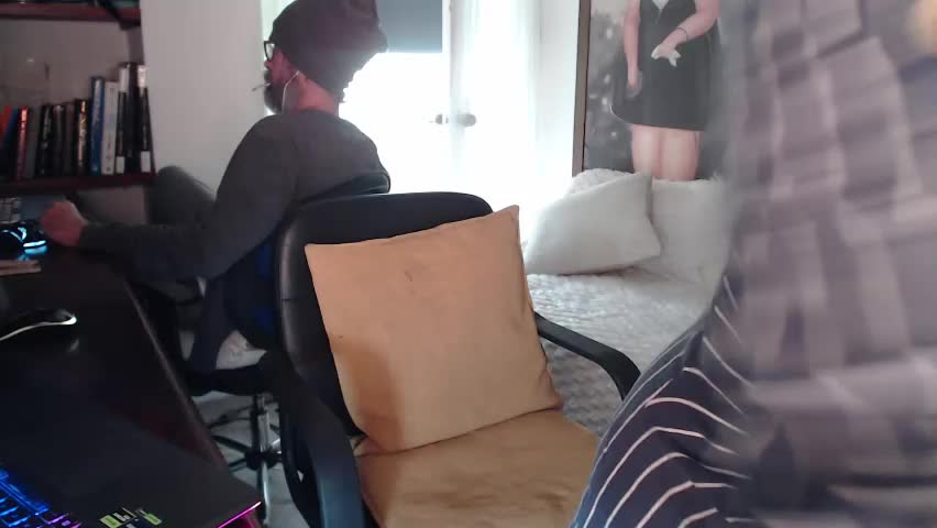 alex_and_theprof Adult Chat April 22, 2026