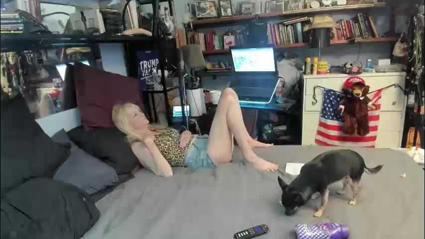 pink_black Adult Chat April 22, 2026