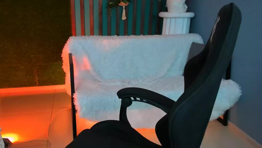 stef_nicks Adult Chat April 22, 2026